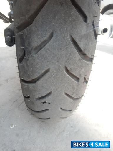 Ebony Black Met Bajaj Avenger Cruise 220