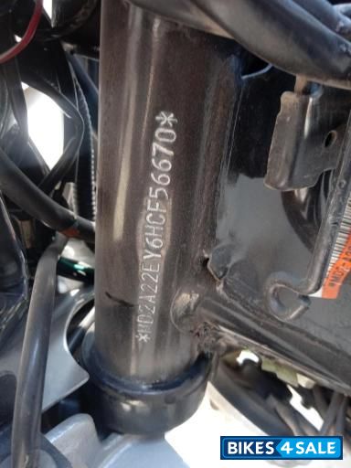 Ebony Black Met Bajaj Avenger Cruise 220