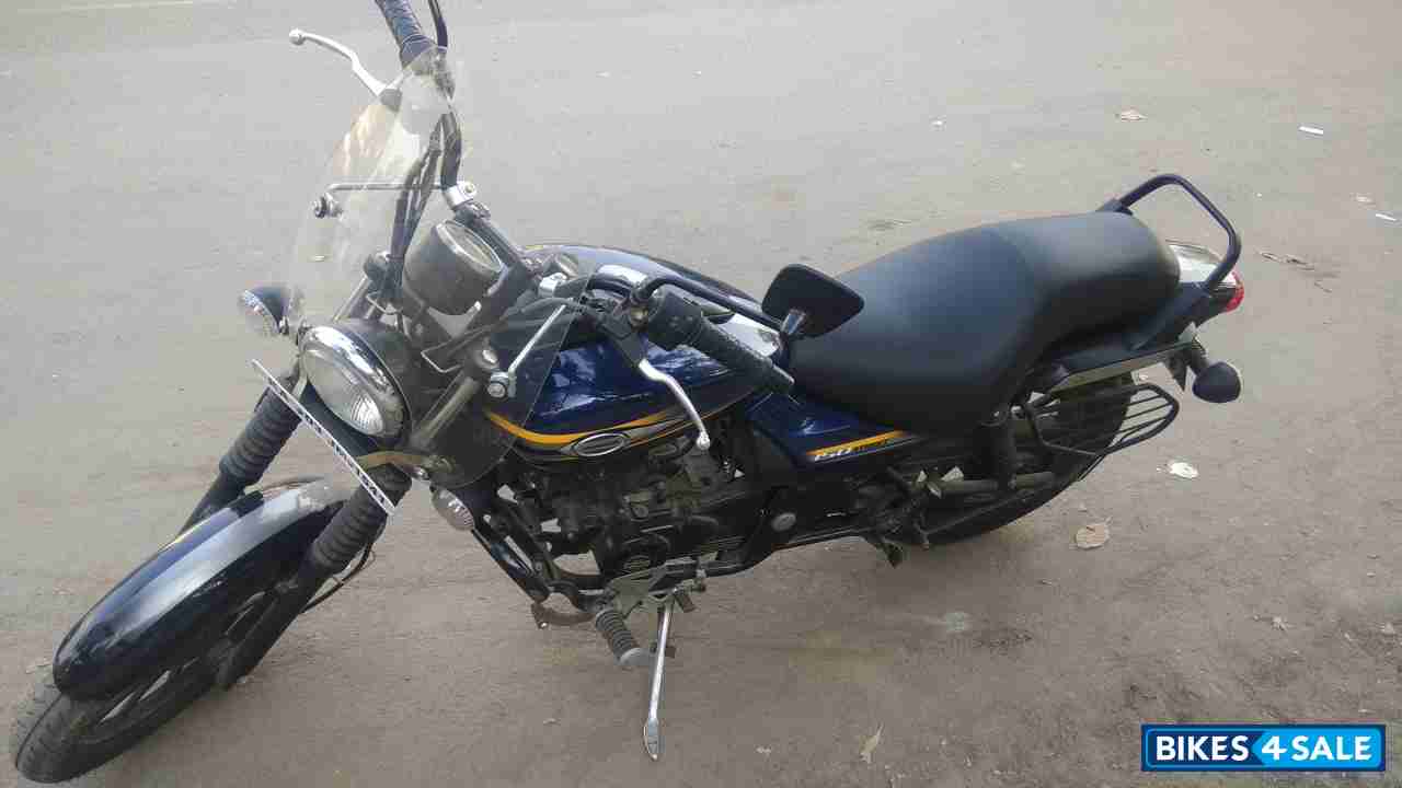 Bajaj Avenger Street 150