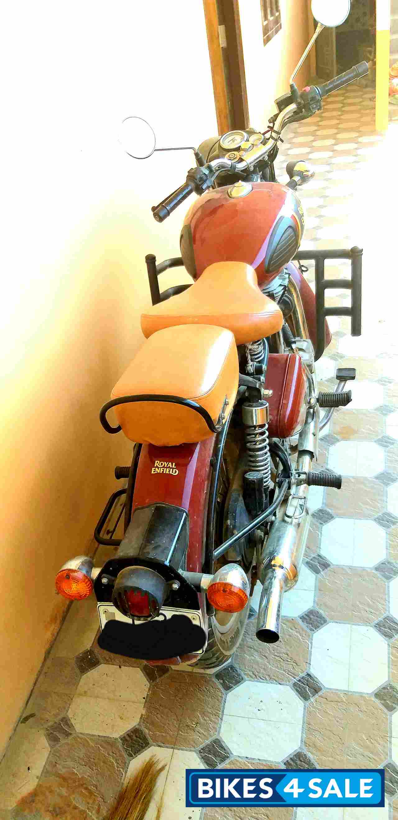 Chestnut Red Royal Enfield Classic 350