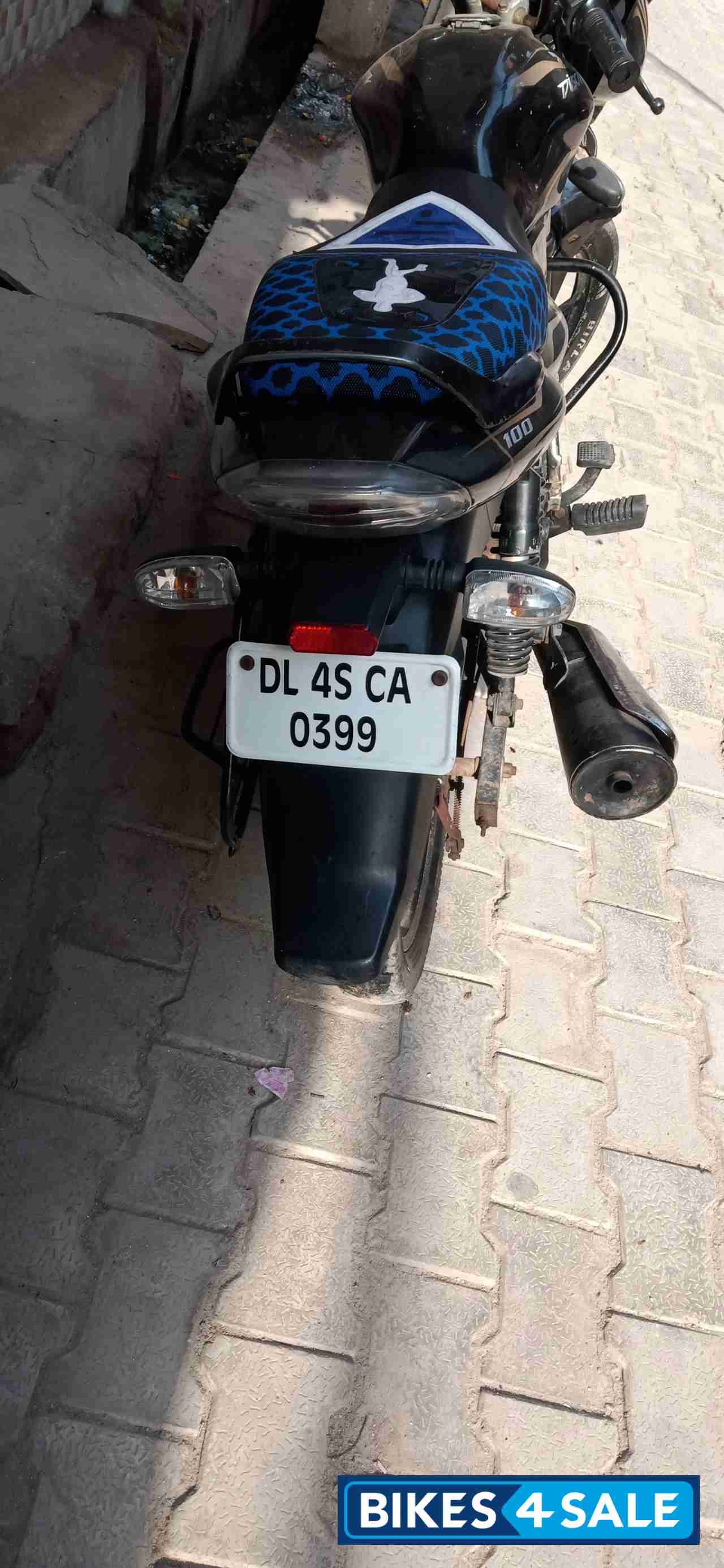 Bajaj Discover 100 Bajaj Discover 100