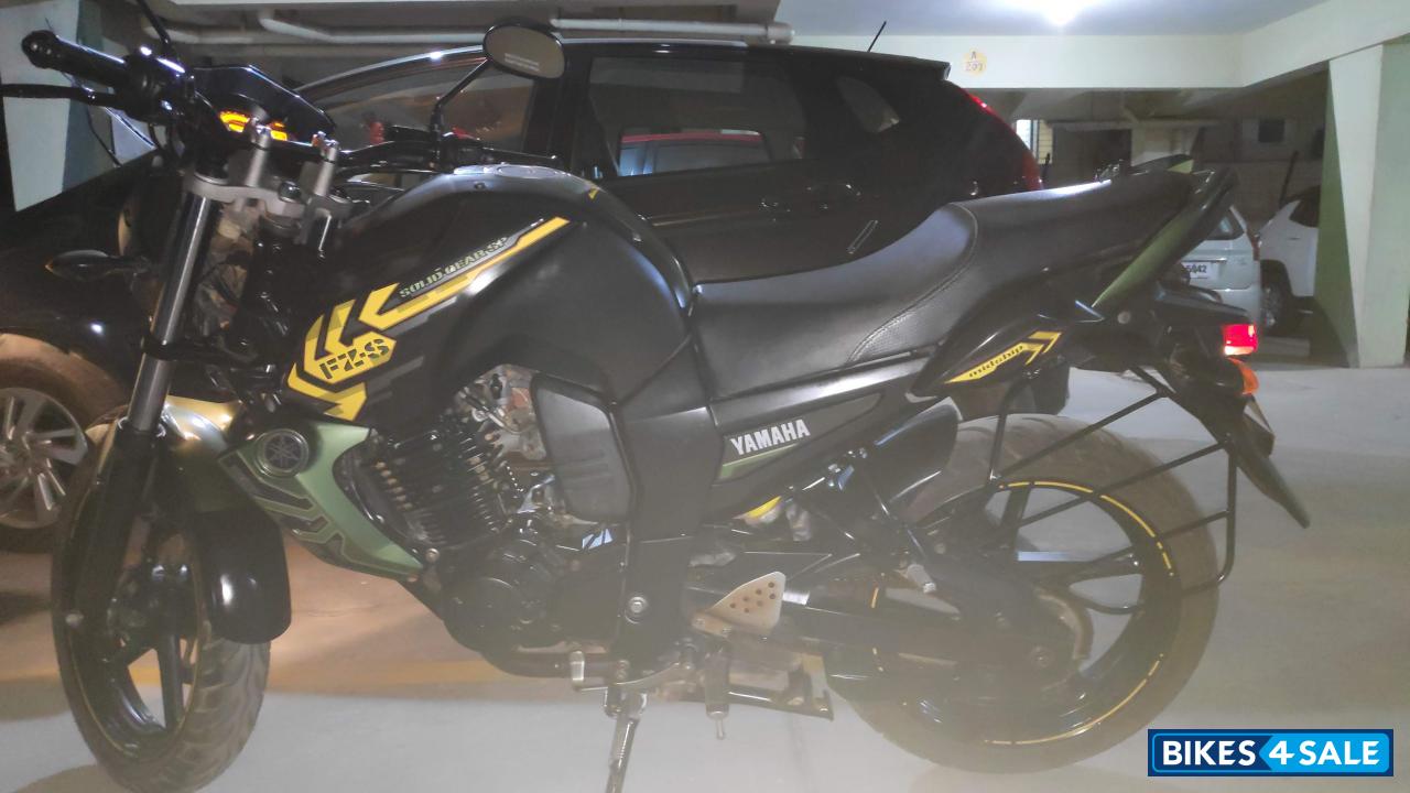 Yamaha FZ-S