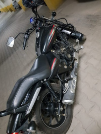 Bajaj Avenger Street 220