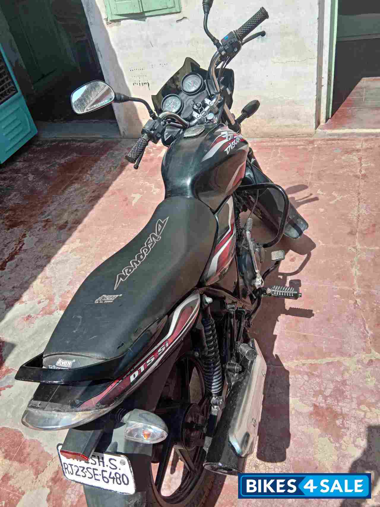 Bajaj Discover 100 DTS-Si