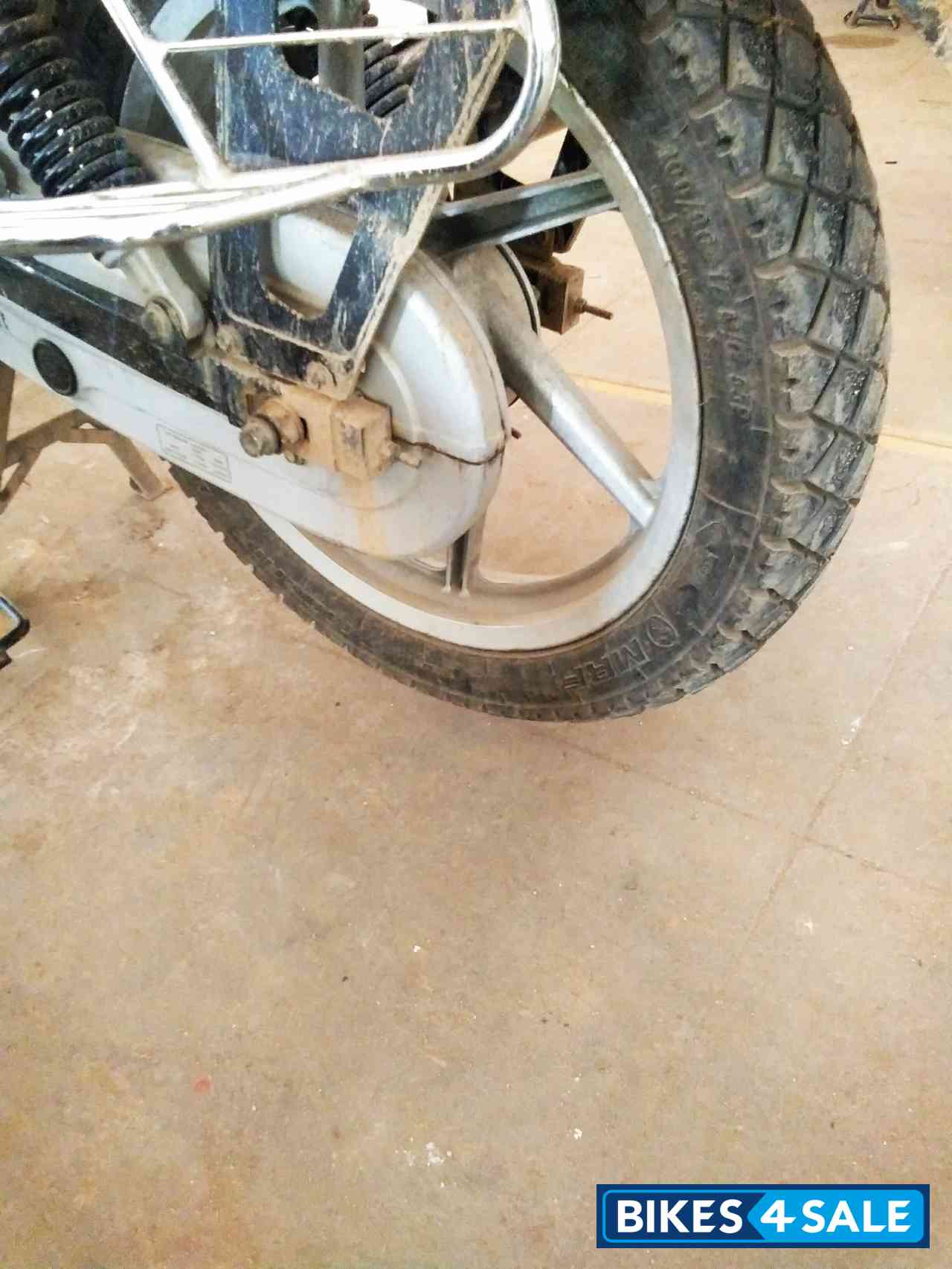 Black Bajaj Pulsar 150 DTSi Black Bajaj Pulsar 150 DTSi