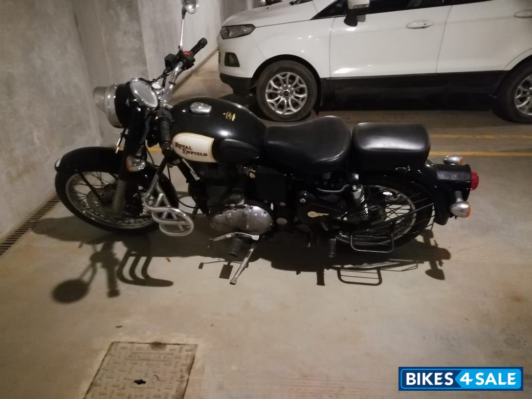 Royal Enfield Classic 350 Royal Enfield Classic 350