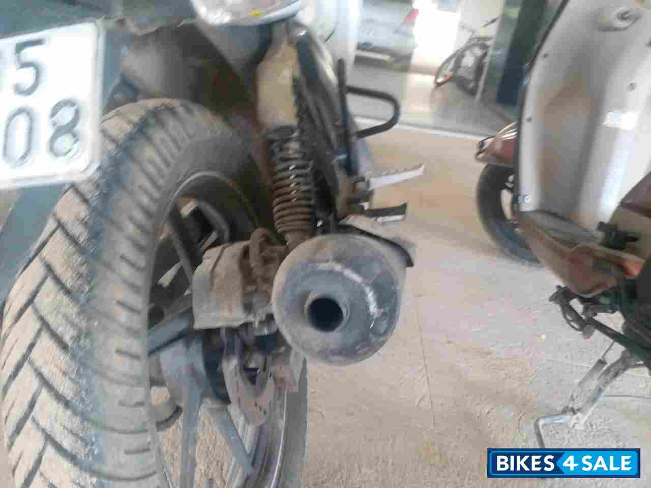 TVS Apache RTR 180 ABS