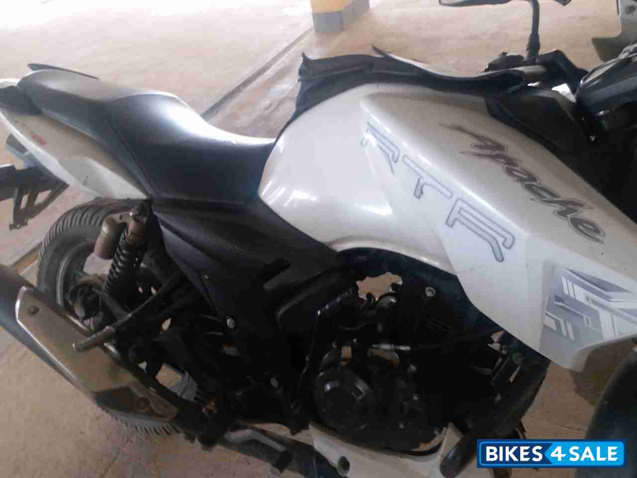 TVS Apache RTR 180 ABS
