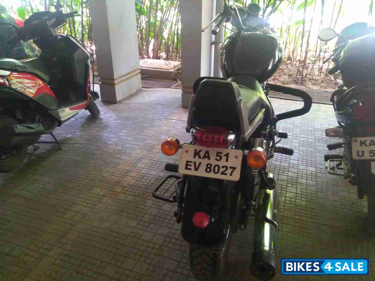 Flicker Royal Enfield Thunderbird 500 Flicker Royal Enfield Thunderbird 500