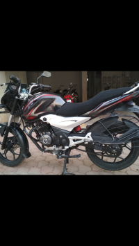 Black Bajaj Discover 125 ST