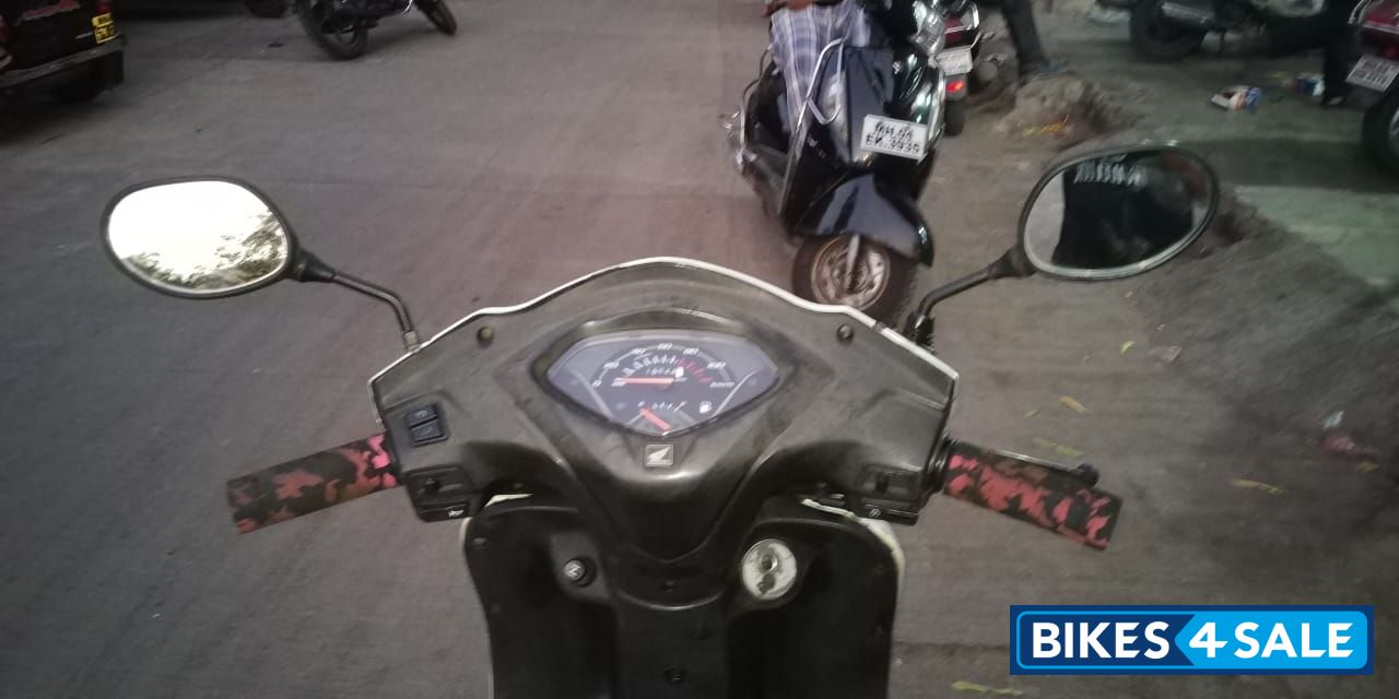 White Honda Activa 3G White Honda Activa 3G