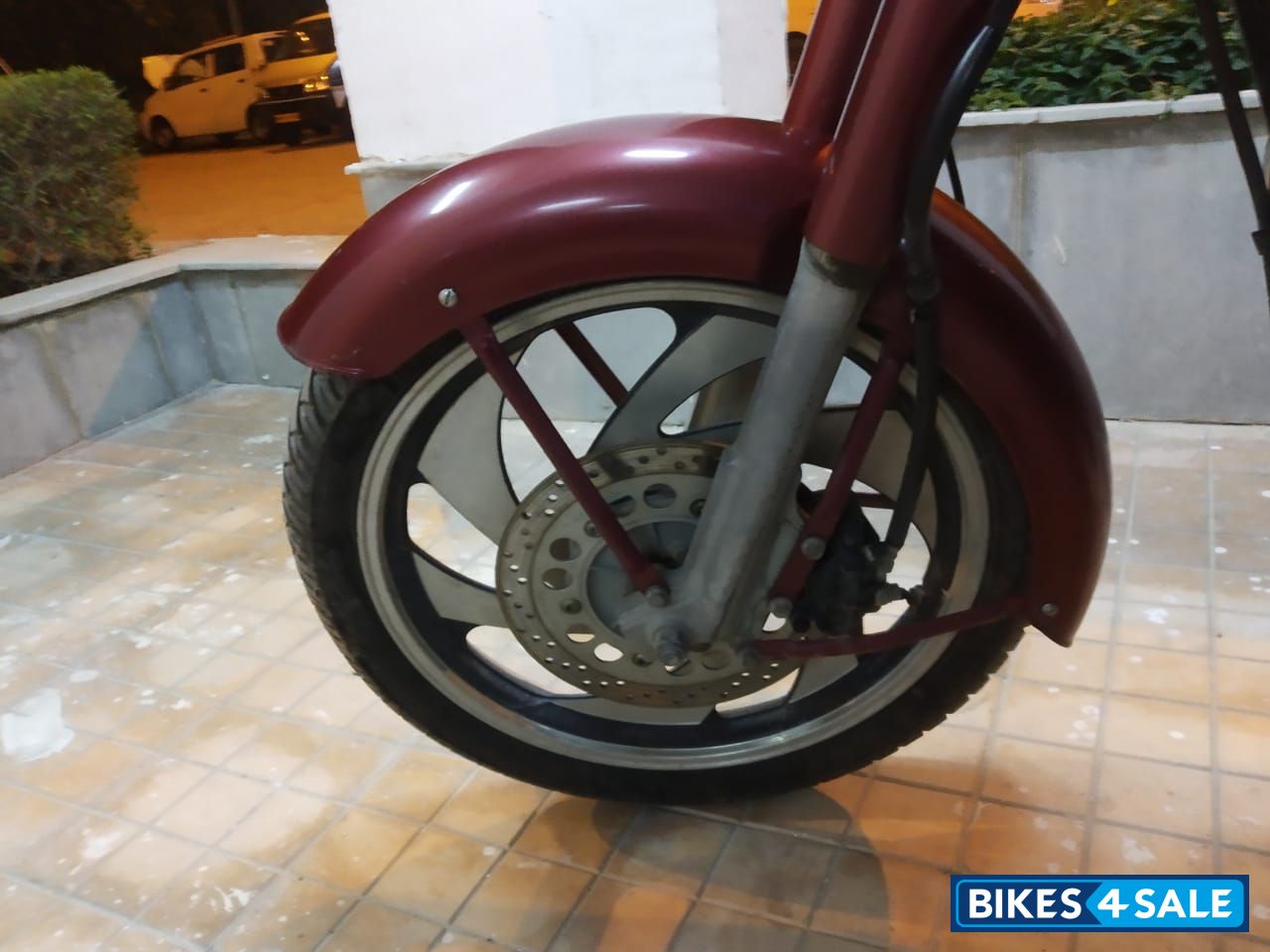 Maroon Royal Enfield Classic 350 Maroon Royal Enfield Classic 350