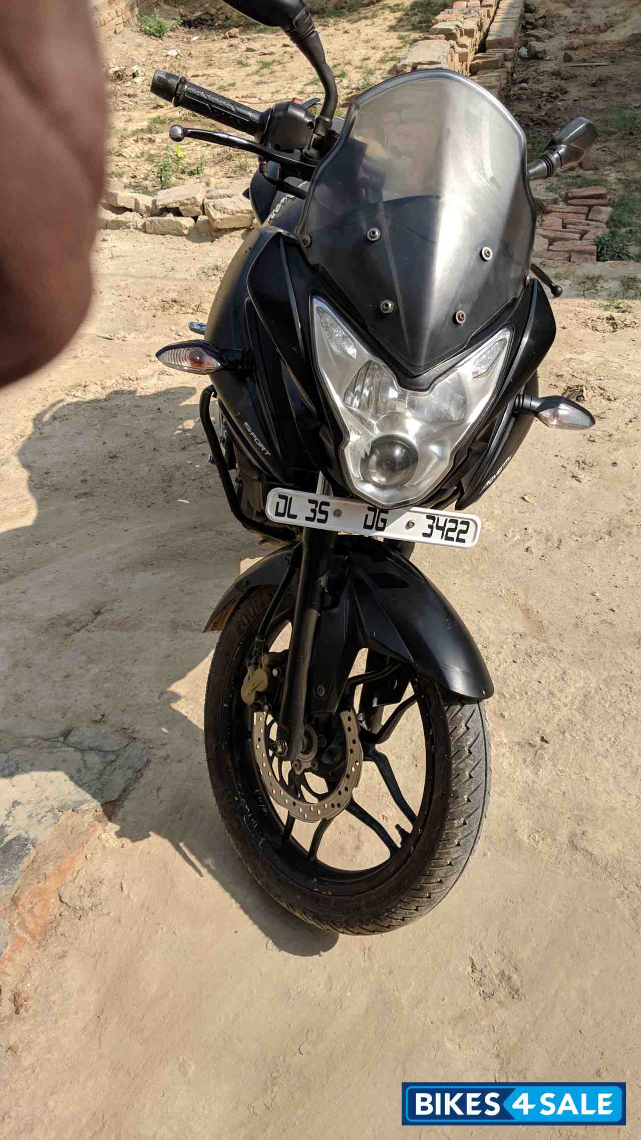 Black Bajaj Pulsar AS 150