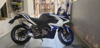 Bajaj Pulsar RS 200 ABS