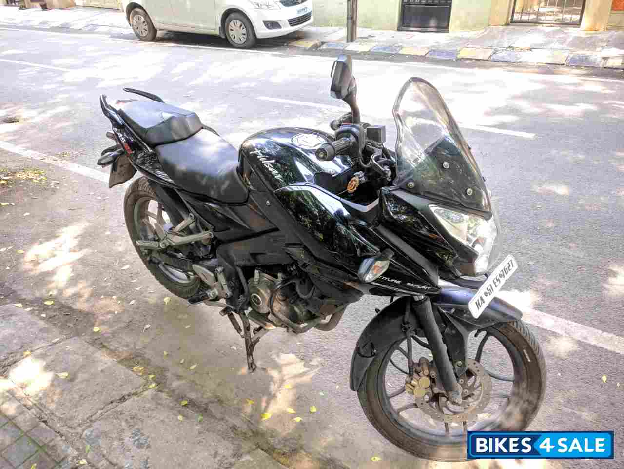 Black Bajaj Pulsar AS 150
