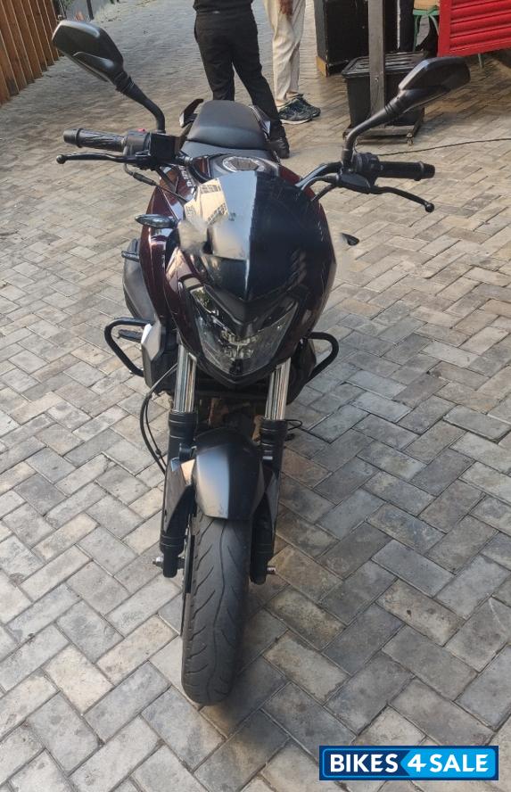 Bajaj Dominar 400 Disc