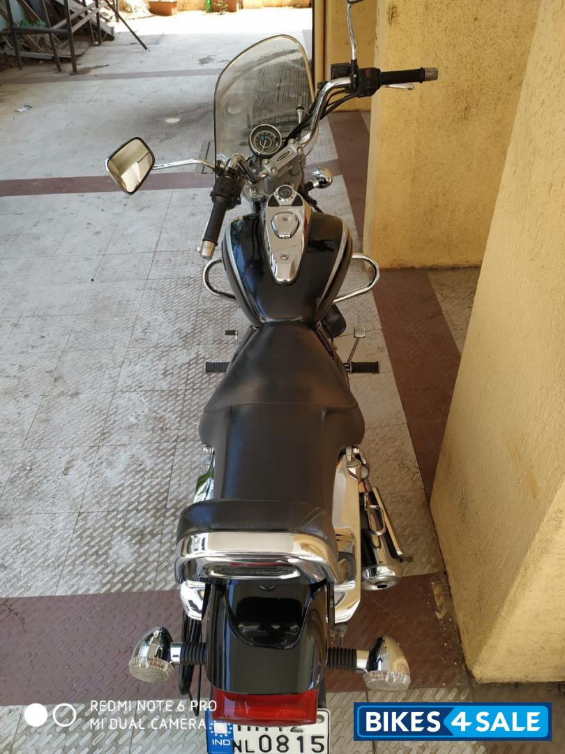 Black + Chrome Bajaj Avenger Cruise 220