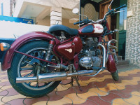 Royal Enfield Classic 500