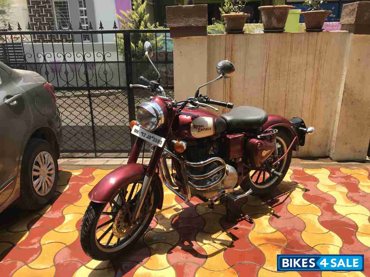 Royal Enfield Classic 500