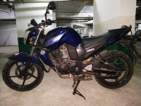 Blue Yamaha FZ16