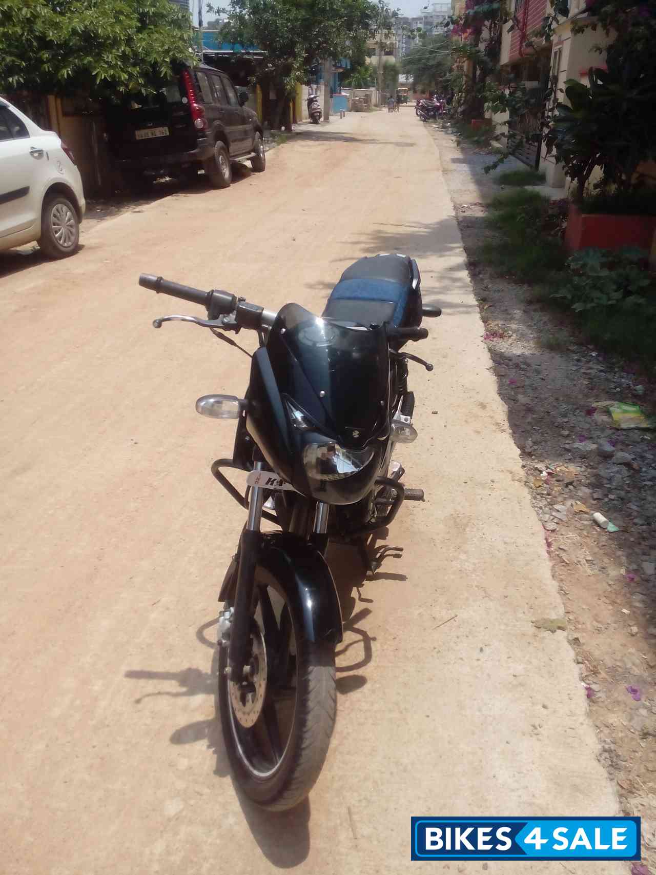 Black Bajaj Pulsar 150 DTSi