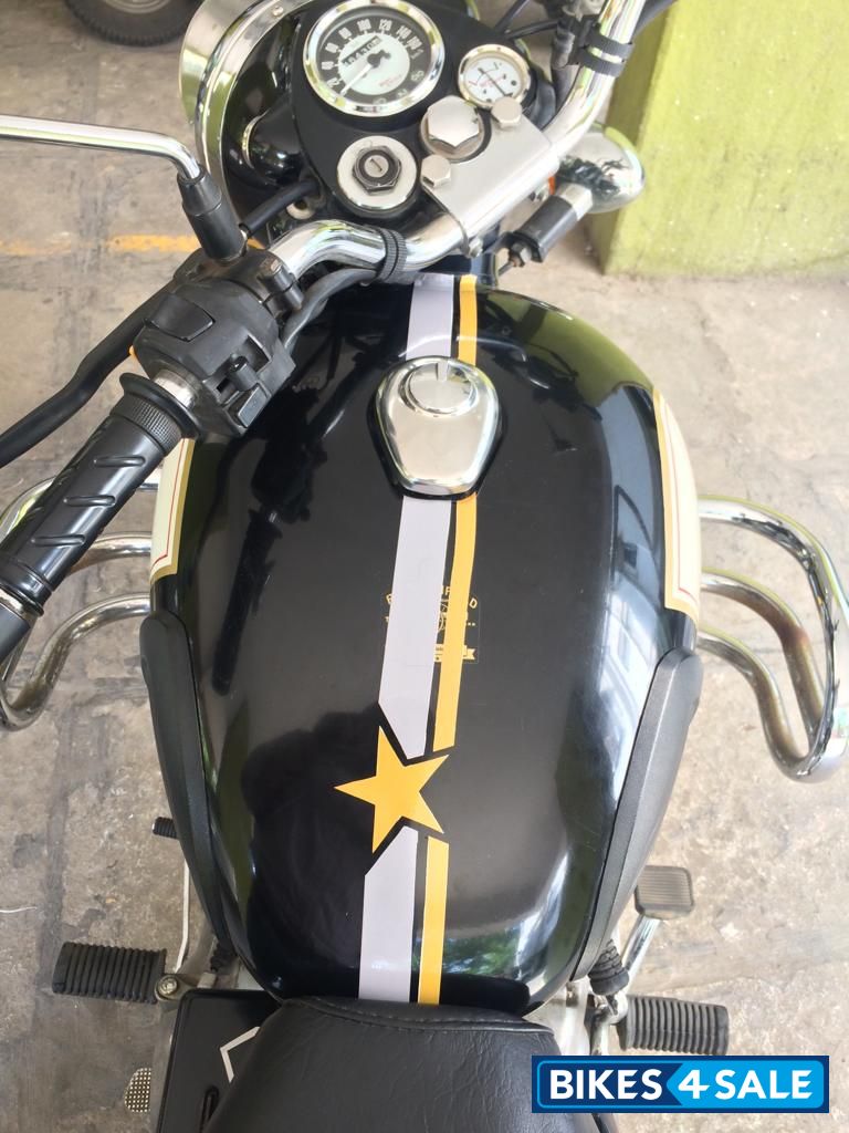 Royal Enfield Classic 350 Royal Enfield Classic 350