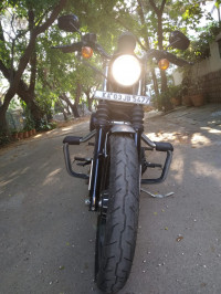 Silver Harley Davidson Iron 883