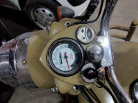 Royal Enfield Classic Desert Storm