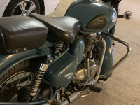 Squadron Blue Royal Enfield Classic 500