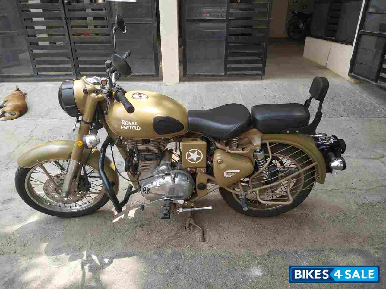 Royal Enfield Classic Desert Storm Royal Enfield Classic Desert Storm