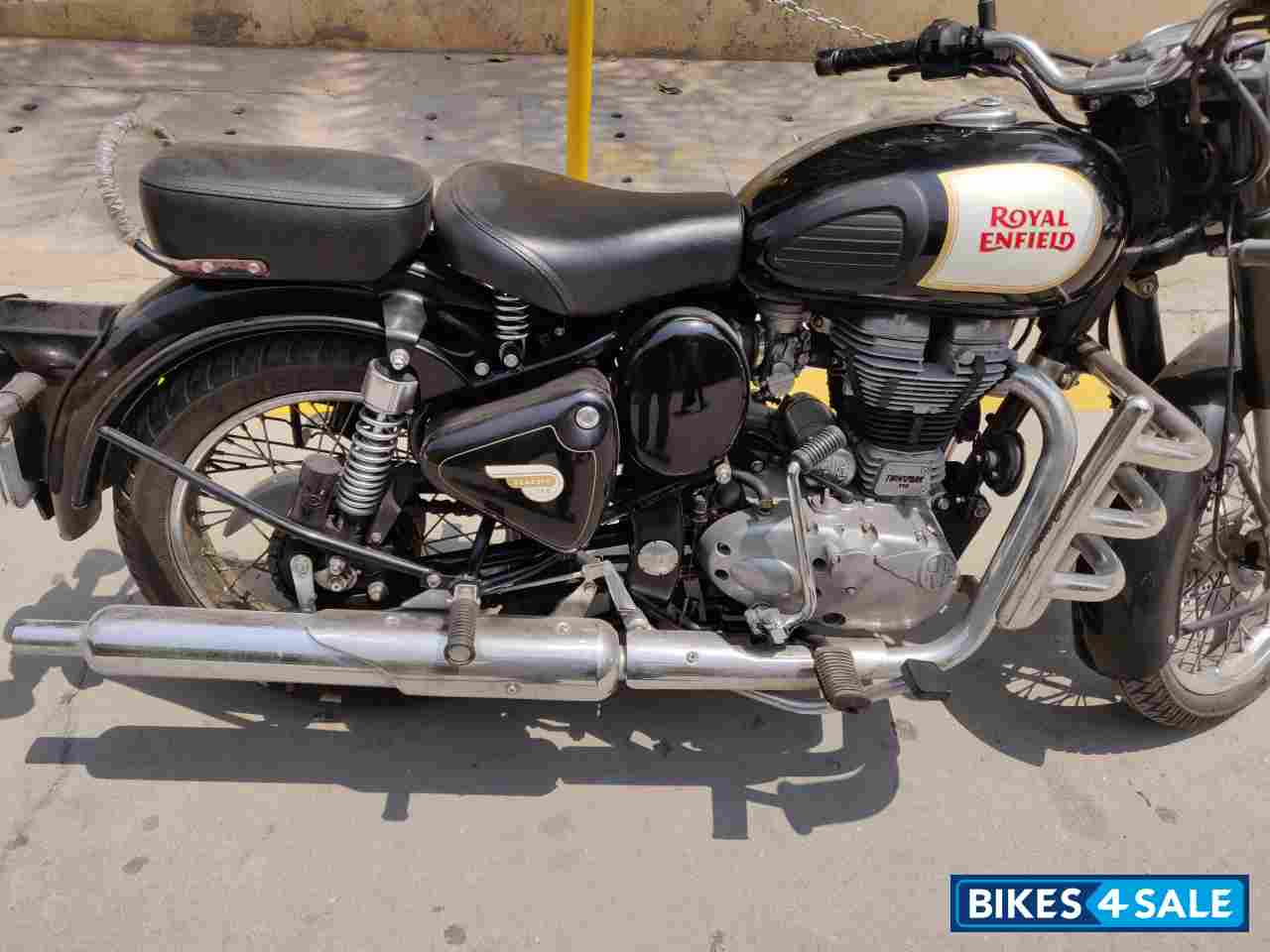 Royal Enfield Classic 350 Royal Enfield Classic 350