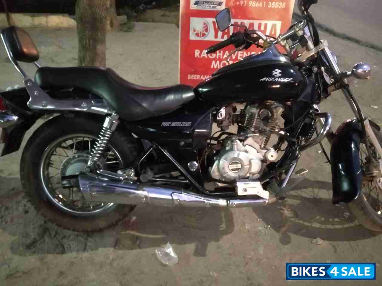 Bajaj Avenger 220 DTS-i