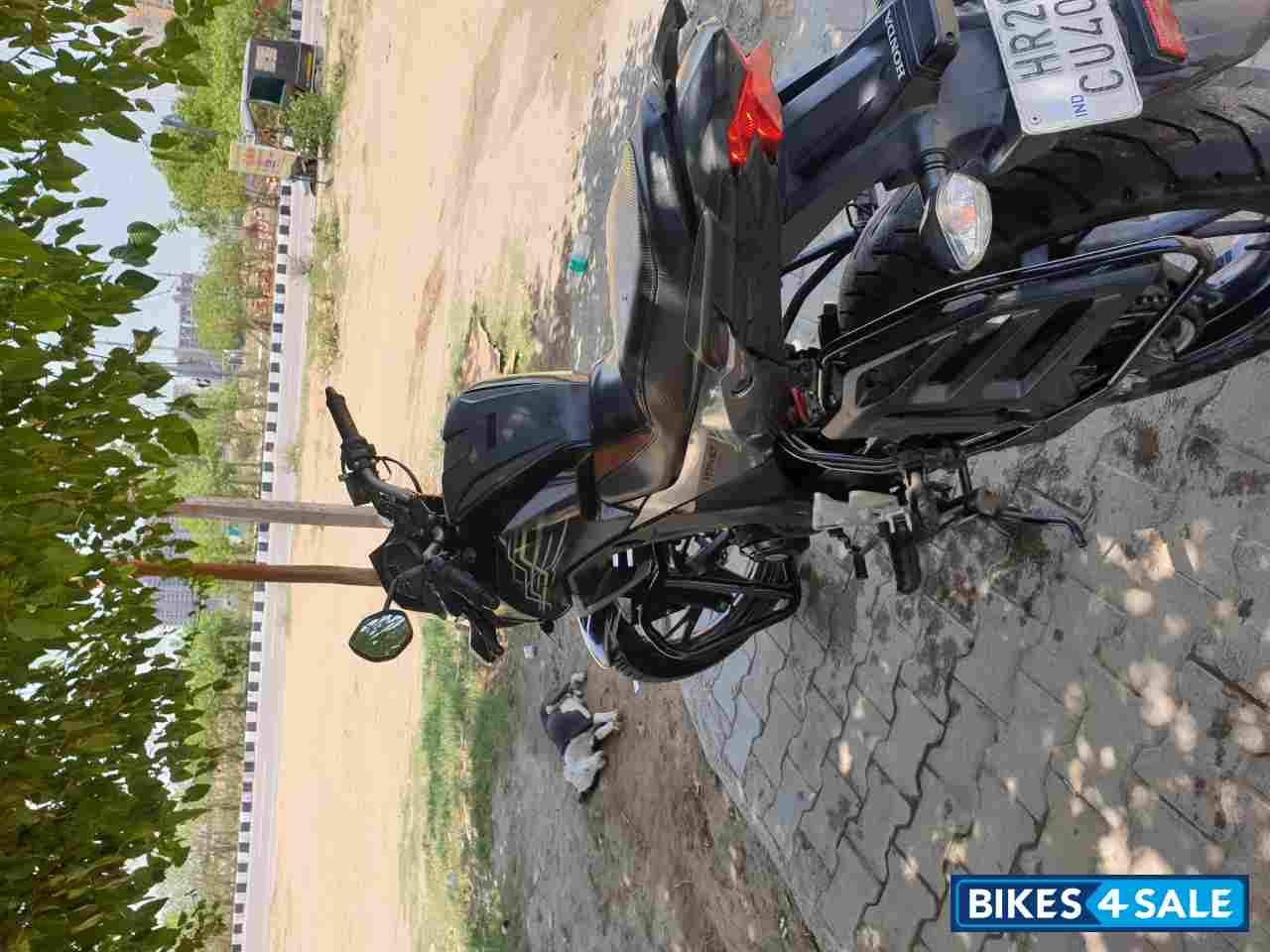 Dark Blue Honda CB Hornet 160R