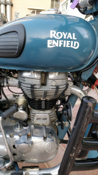 Royal Enfield Classic Squadron Blue