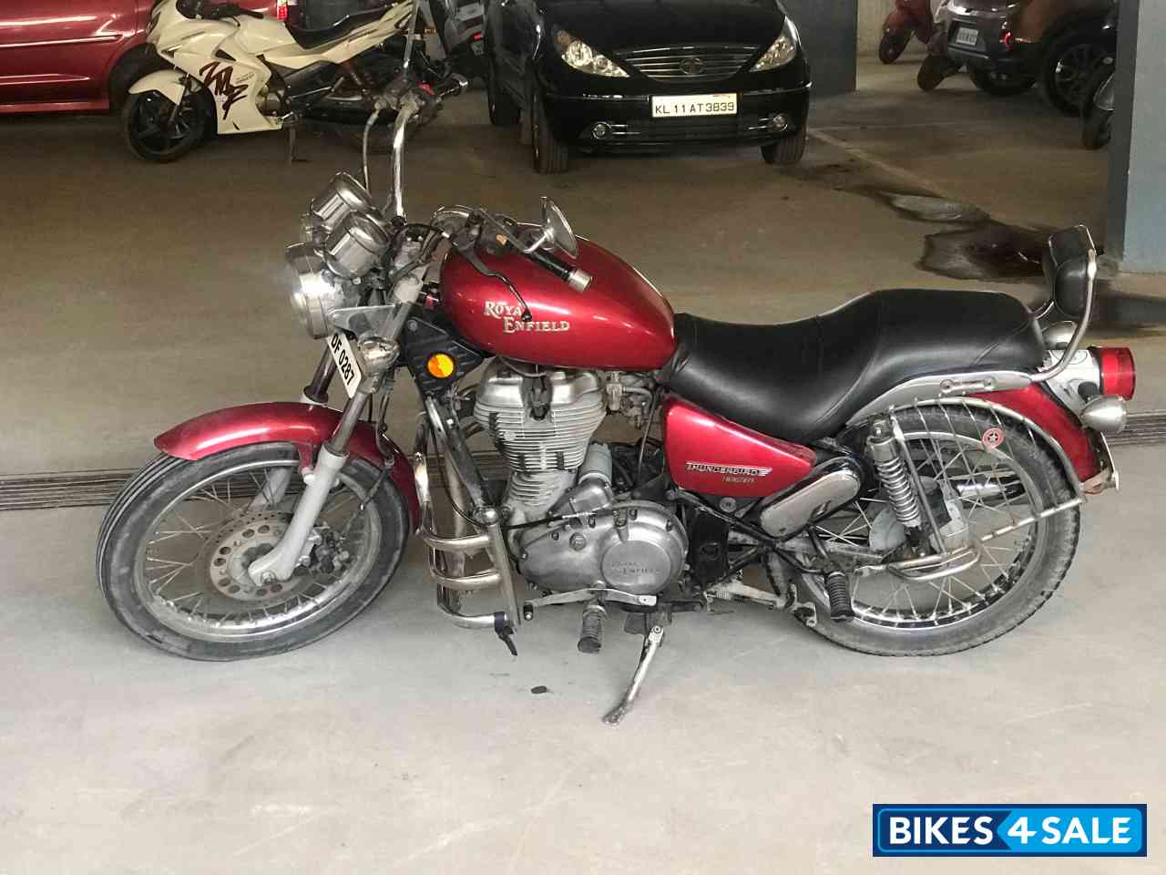 Royal Enfield Thunderbird TwinSpark 350 Royal Enfield Thunderbird TwinSpark 350