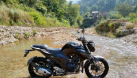 Yamaha FZ25