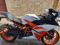 KTM RC 200 2017 Model