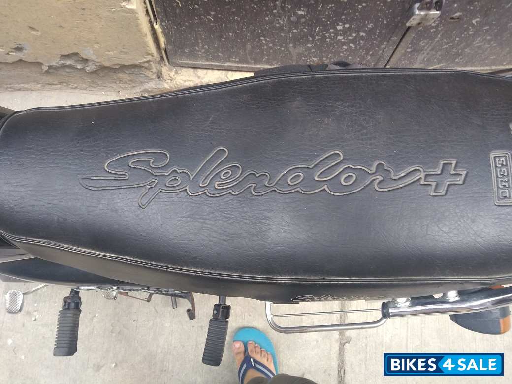 Black Hero Splendor Plus