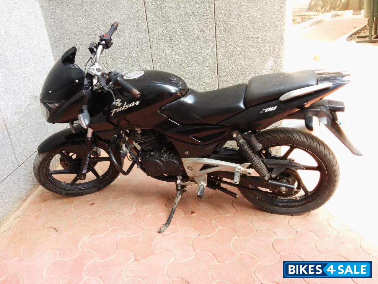 Black Bajaj Pulsar 200 DTSi Black Bajaj Pulsar 200 DTSi