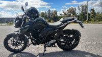 Black Yamaha FZ25