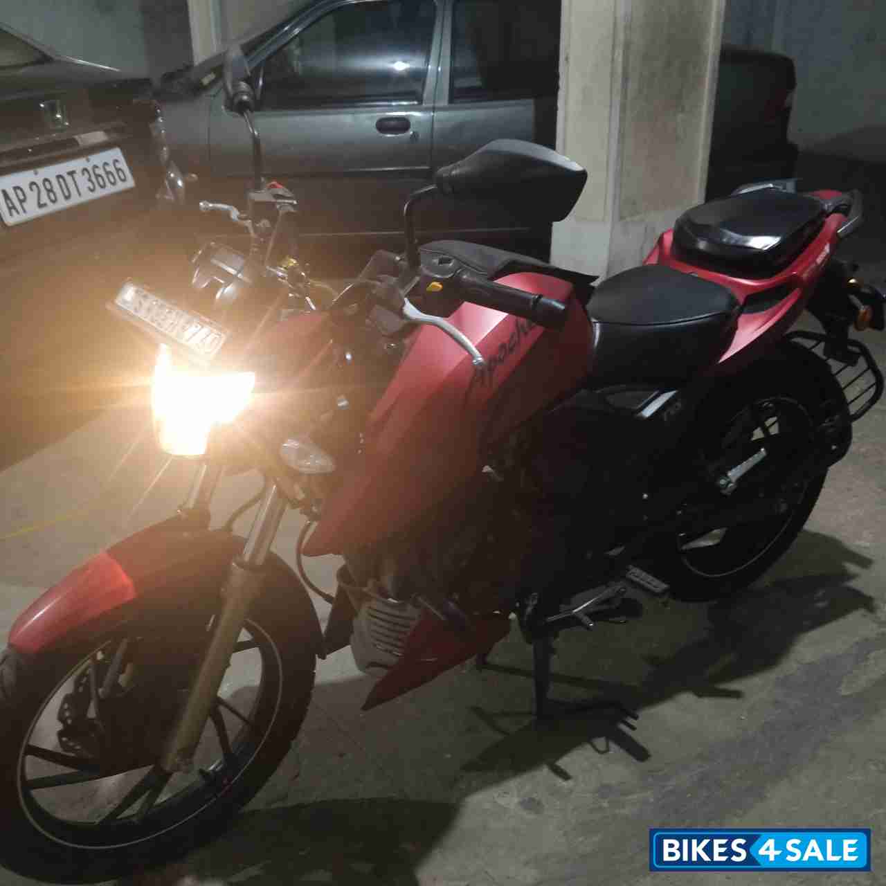 TVS Apache RTR 200 4V ABS