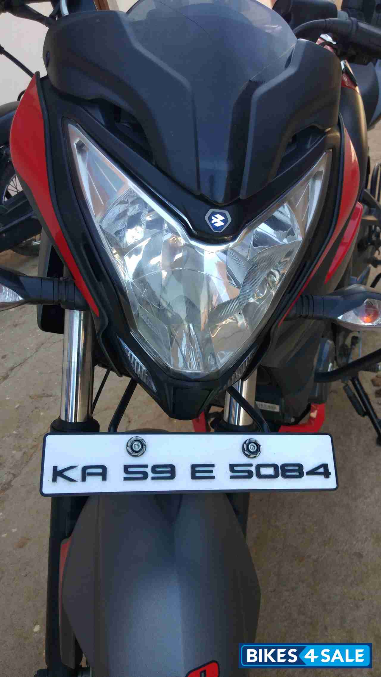 Bajaj Pulsar 200 NS ABS
