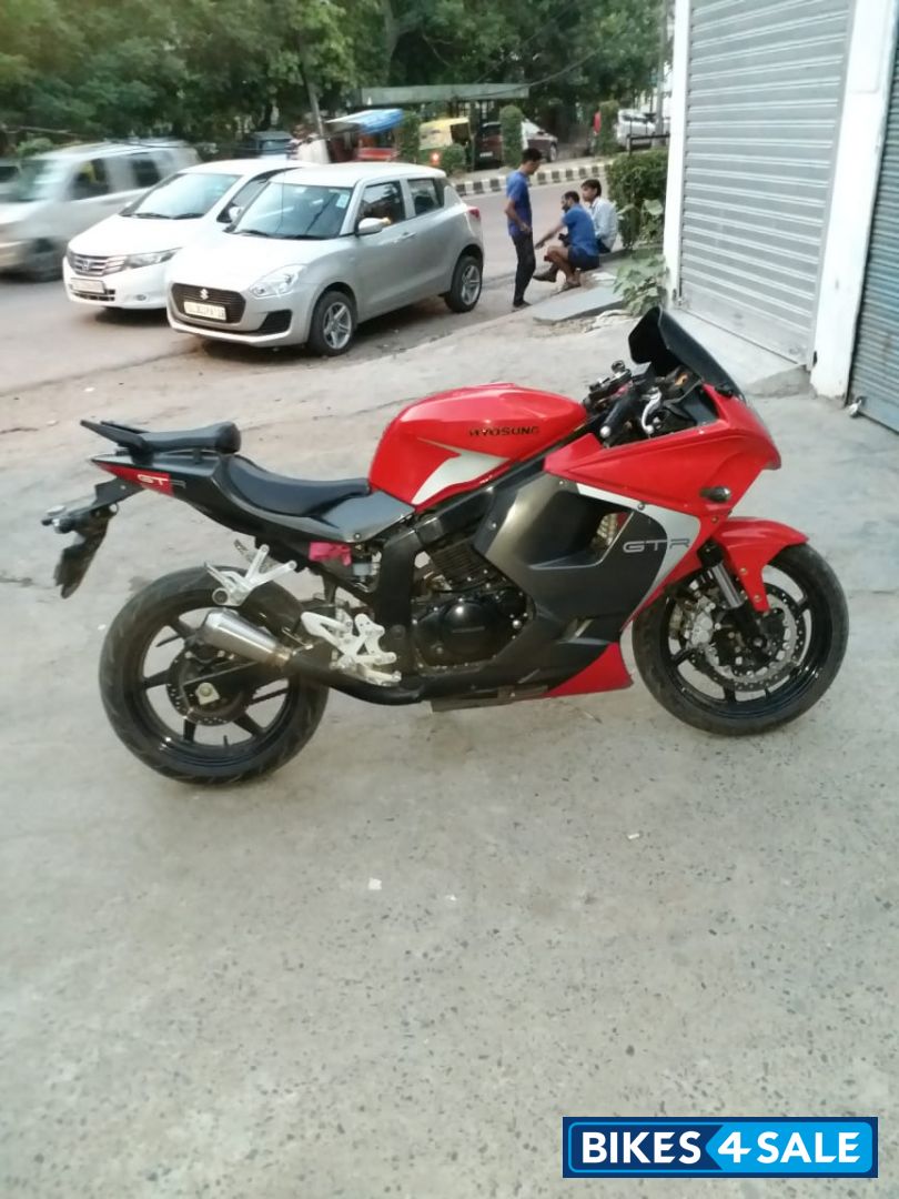 Hyosung GT250R Hyosung GT250R