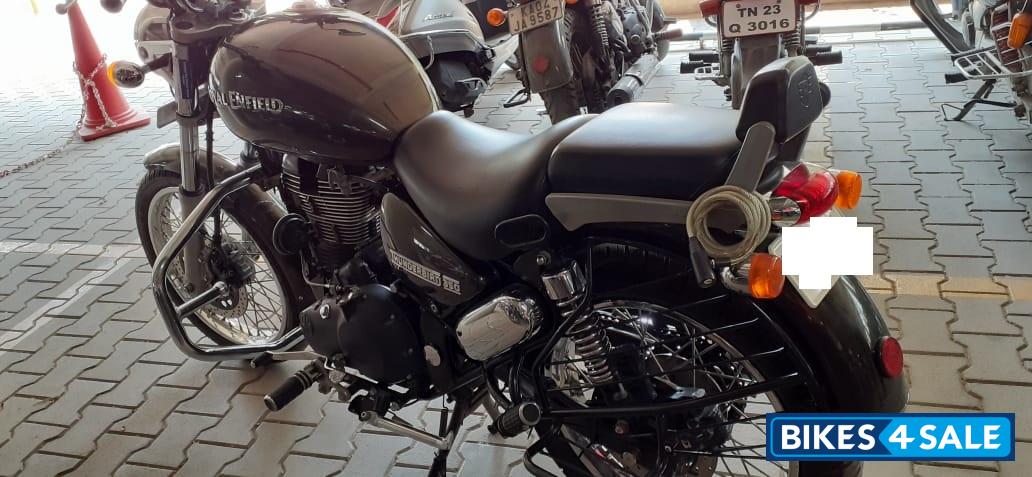 Lightning Green Royal Enfield Thunderbird 350 Lightning Green Royal Enfield Thunderbird 350