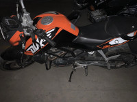 Orange KTM Duke 200