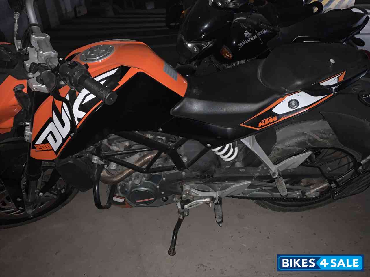 Orange KTM Duke 200