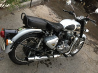 Silver Royal Enfield Classic 500