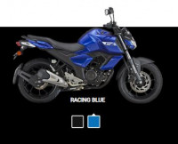 Black Yamaha MT-15