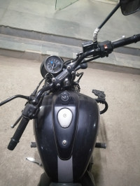 Bajaj Avenger Street 220