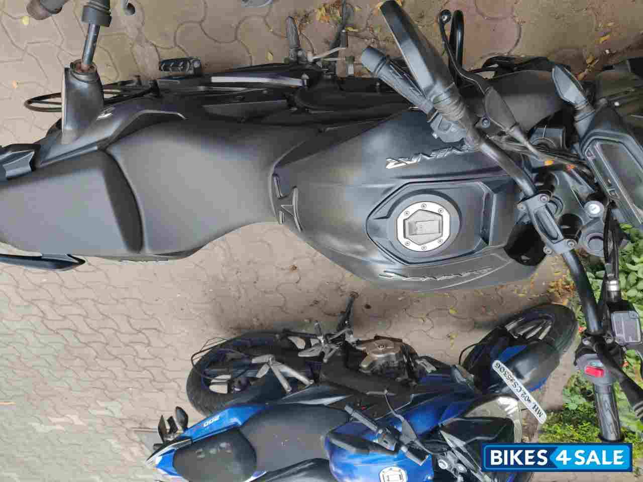 Bajaj Dominar 400 Disc